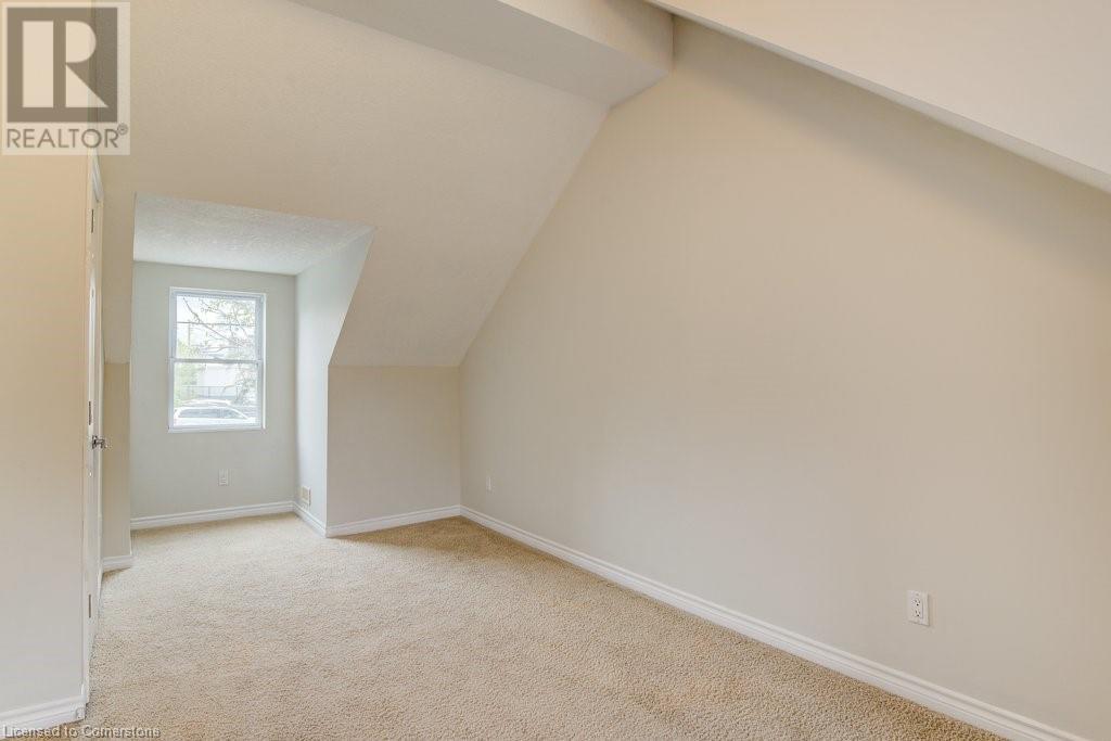 35 Waverly Road, Kitchener, Ontario  N2G 2E1 - Photo 23 - 40729294