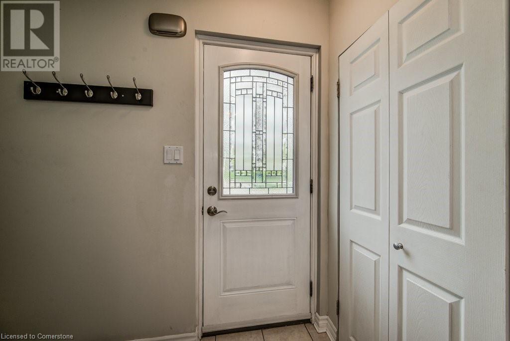 35 Waverly Road, Kitchener, Ontario  N2G 2E1 - Photo 3 - 40729294