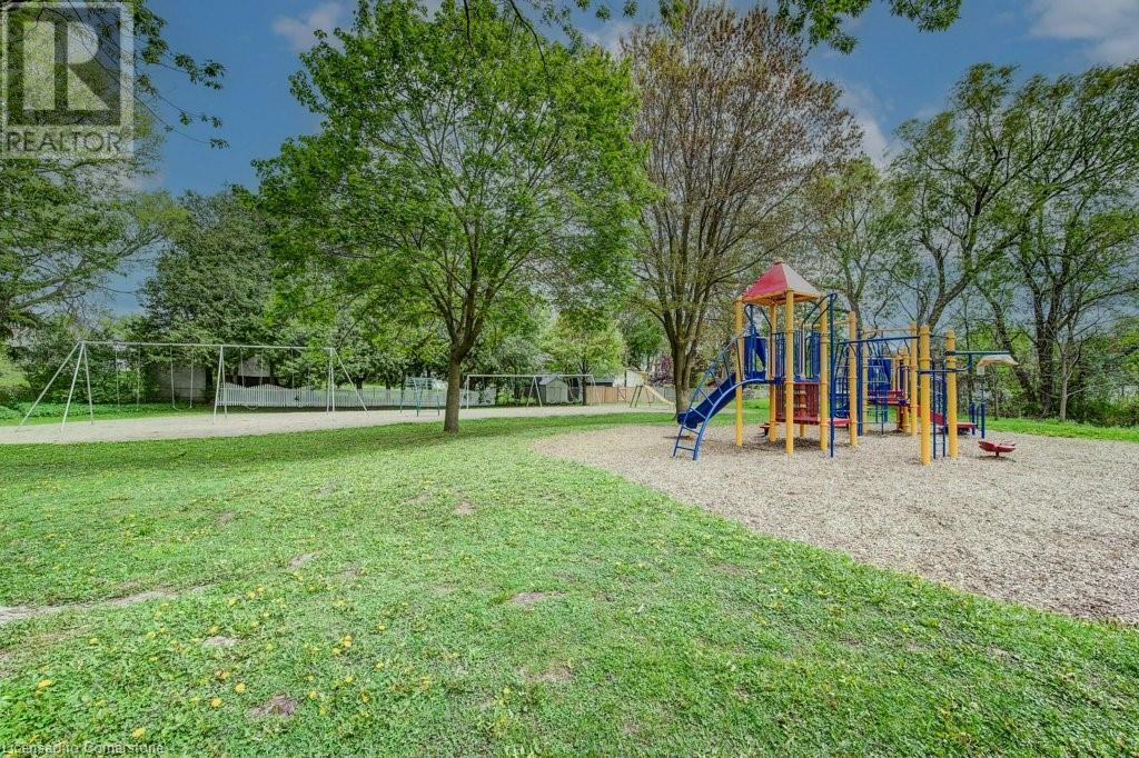 35 Waverly Road, Kitchener, Ontario  N2G 2E1 - Photo 47 - 40729294