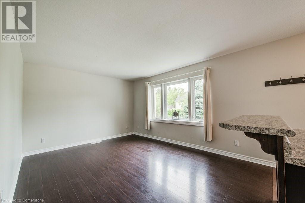 35 Waverly Road, Kitchener, Ontario  N2G 2E1 - Photo 5 - 40729294