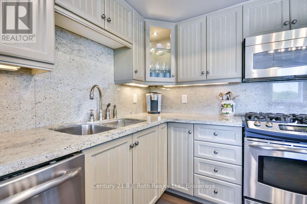 507 - 110 Steamship Bay Road, Gravenhurst, Ontario  P1P 1Z9 - Photo 19 - X12154166
