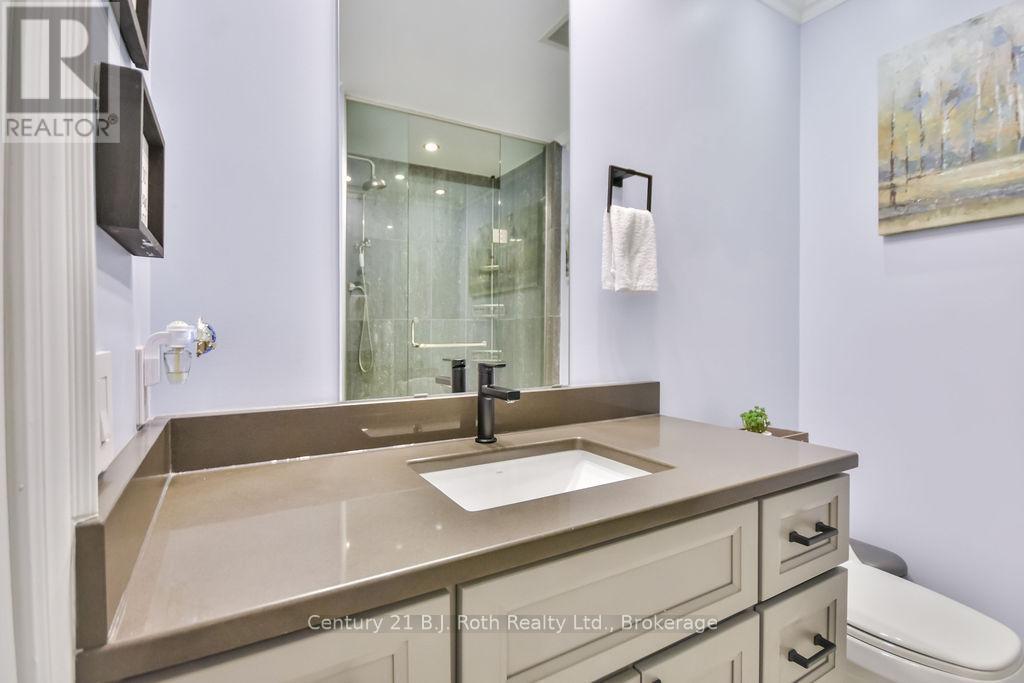 507 - 110 Steamship Bay Road, Gravenhurst, Ontario  P1P 1Z9 - Photo 28 - X12154166