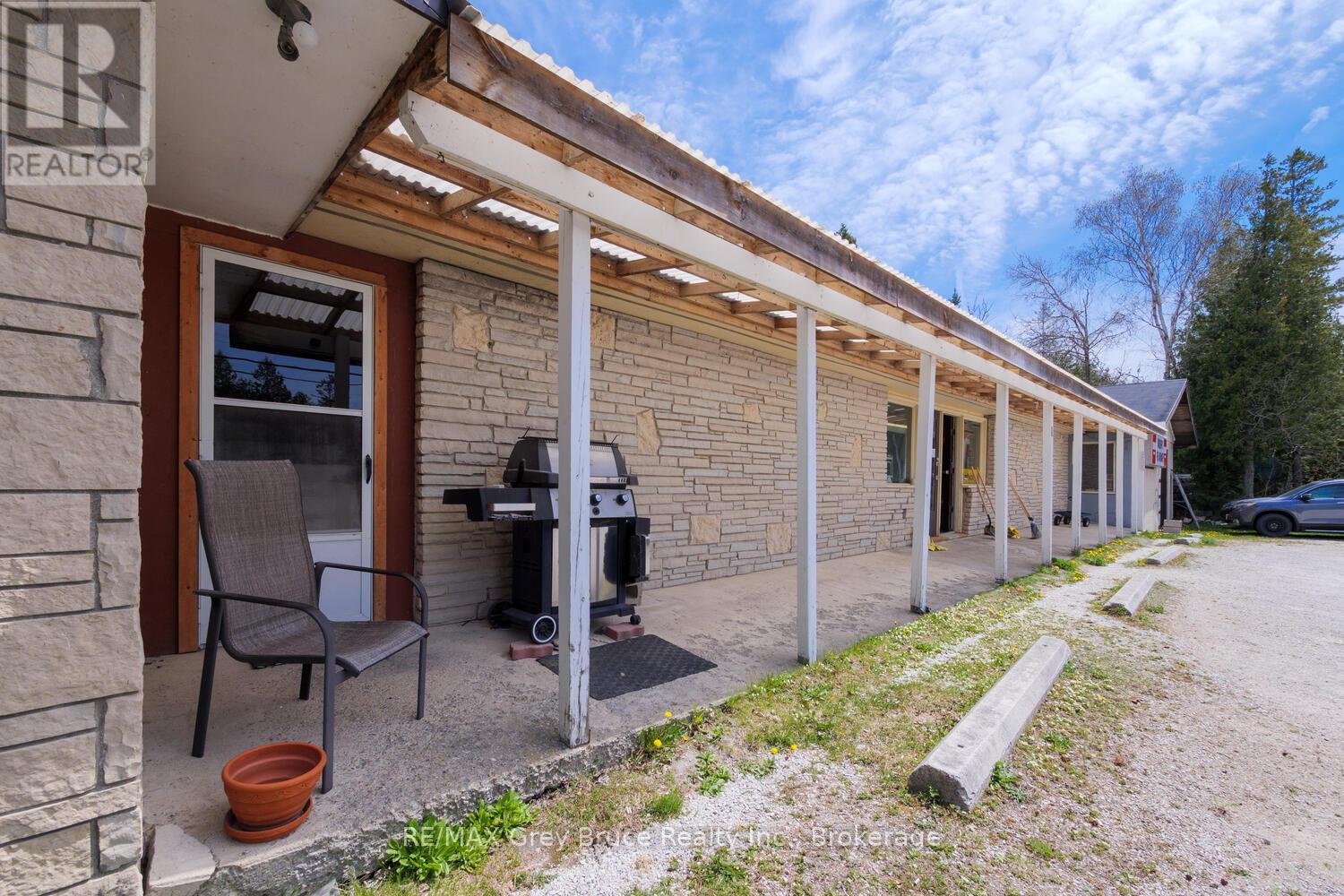 7382 Highway 6 Highway, Northern Bruce Peninsula, Ontario  N0H 2R0 - Photo 34 - X12154220