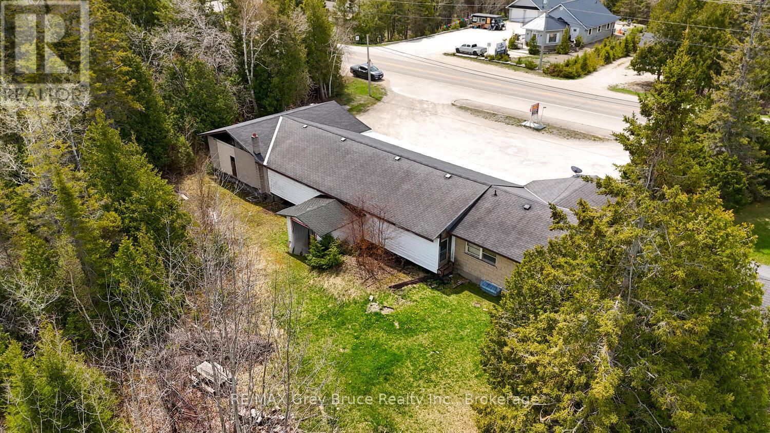 7382 Highway 6 Highway, Northern Bruce Peninsula, Ontario  N0H 2R0 - Photo 42 - X12154220