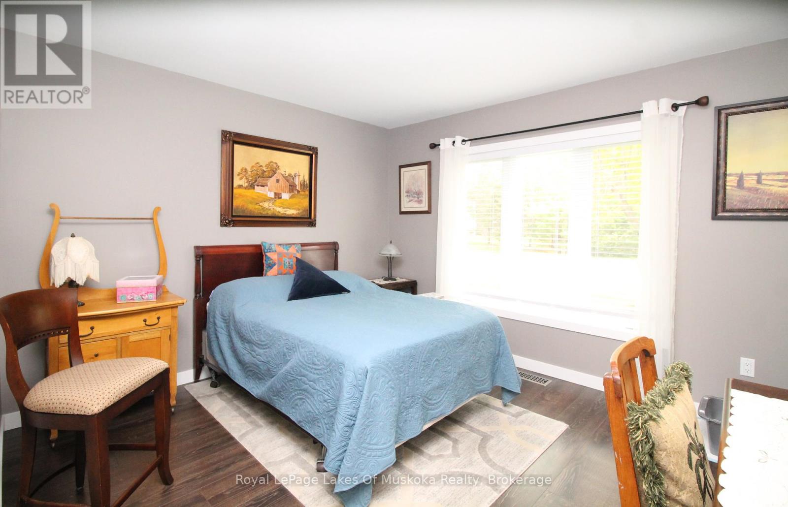 30 Hedgewood Lane, Gravenhurst, Ontario  P1P 1Y8 - Photo 13 - X12154306