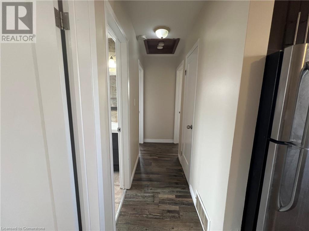 46 Kimberly Road Unit# Main Level, Cambridge, Ontario  N1R 5E9 - Photo 9 - 40729372