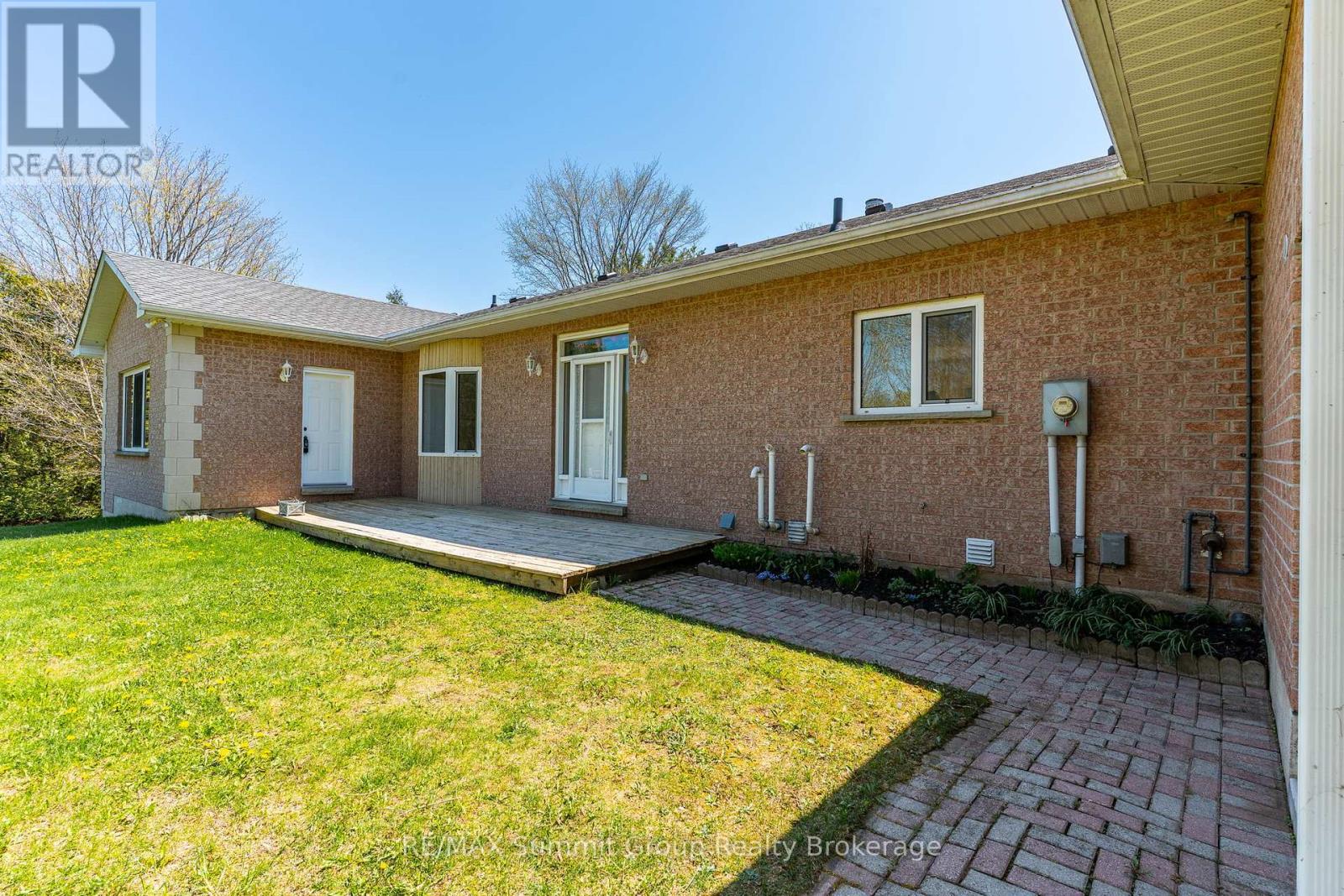 189 Point Road, Grey Highlands, Ontario  N0C 1E0 - Photo 38 - X12154415