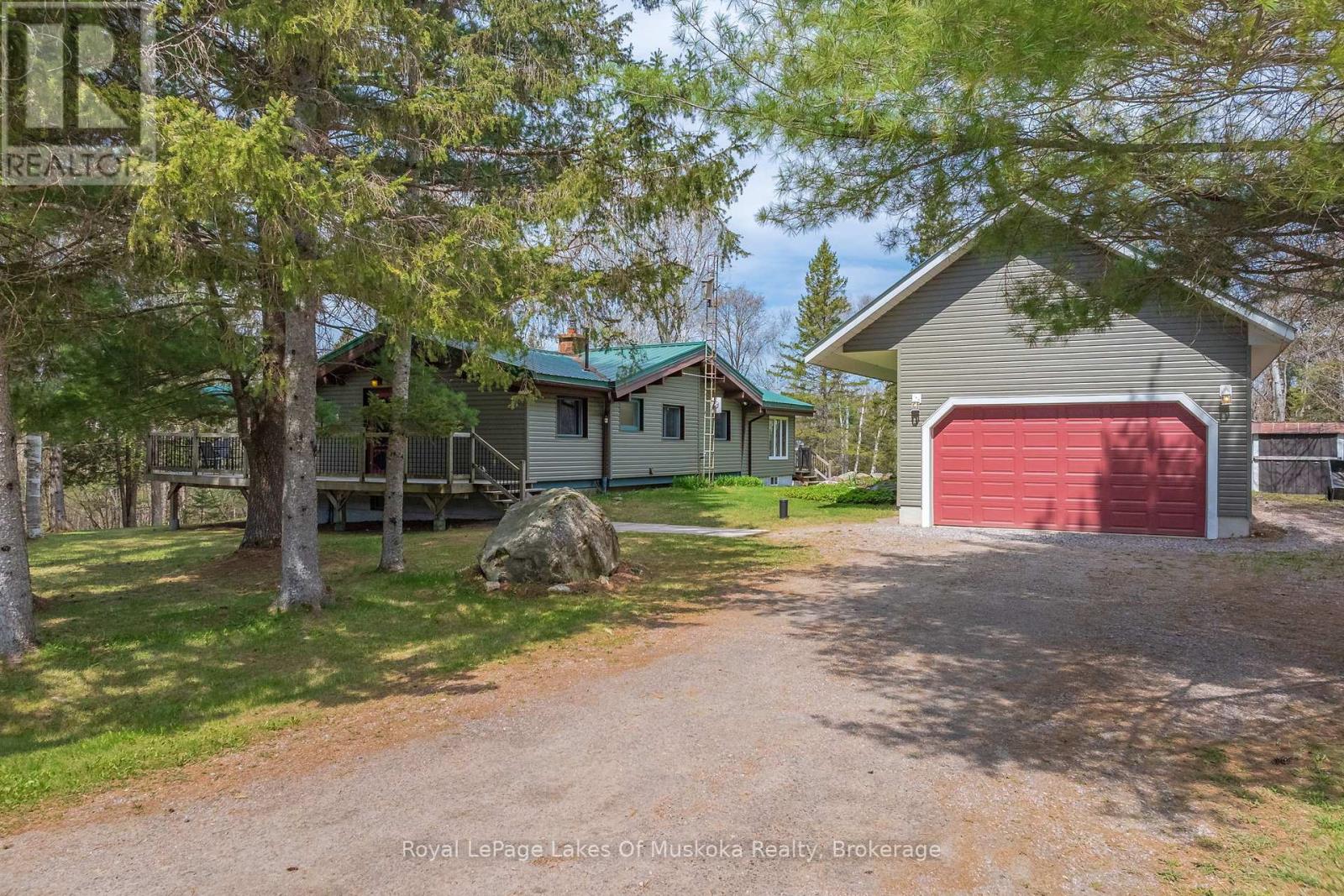 71 Victoria Street, Magnetawan, Ontario  P0A 1P0 - Photo 4 - X12154464