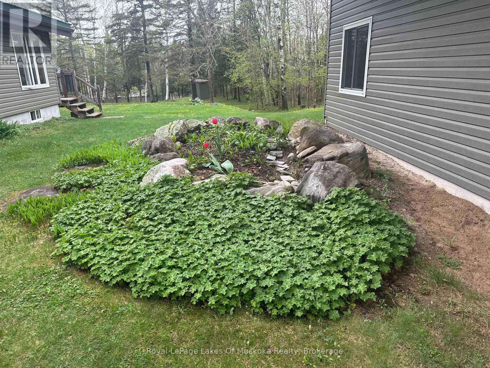 71 Victoria Street, Magnetawan, Ontario  P0A 1P0 - Photo 46 - X12154464