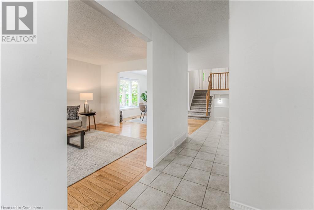 171 Mayberry Court, Waterloo, Ontario  N2K 3K2 - Photo 7 - 40727351