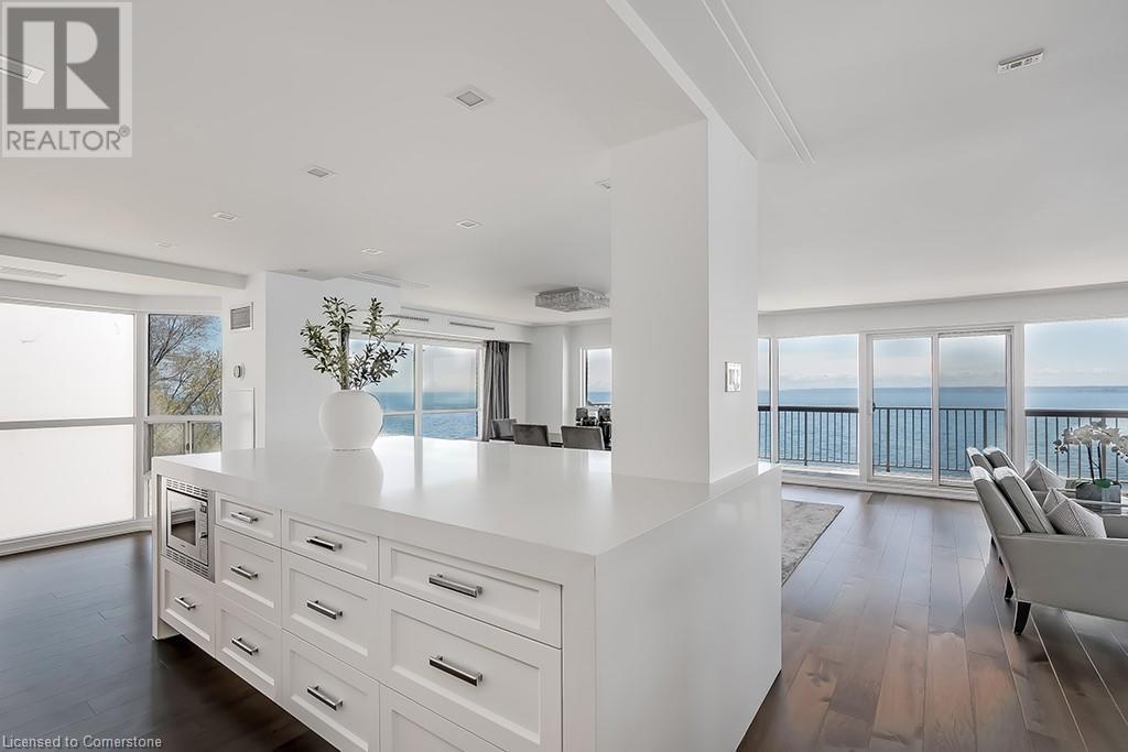 2190 Lakeshore Road Unit# 605, Burlington, Ontario  L7R 4K1 - Photo 10 - 40729672