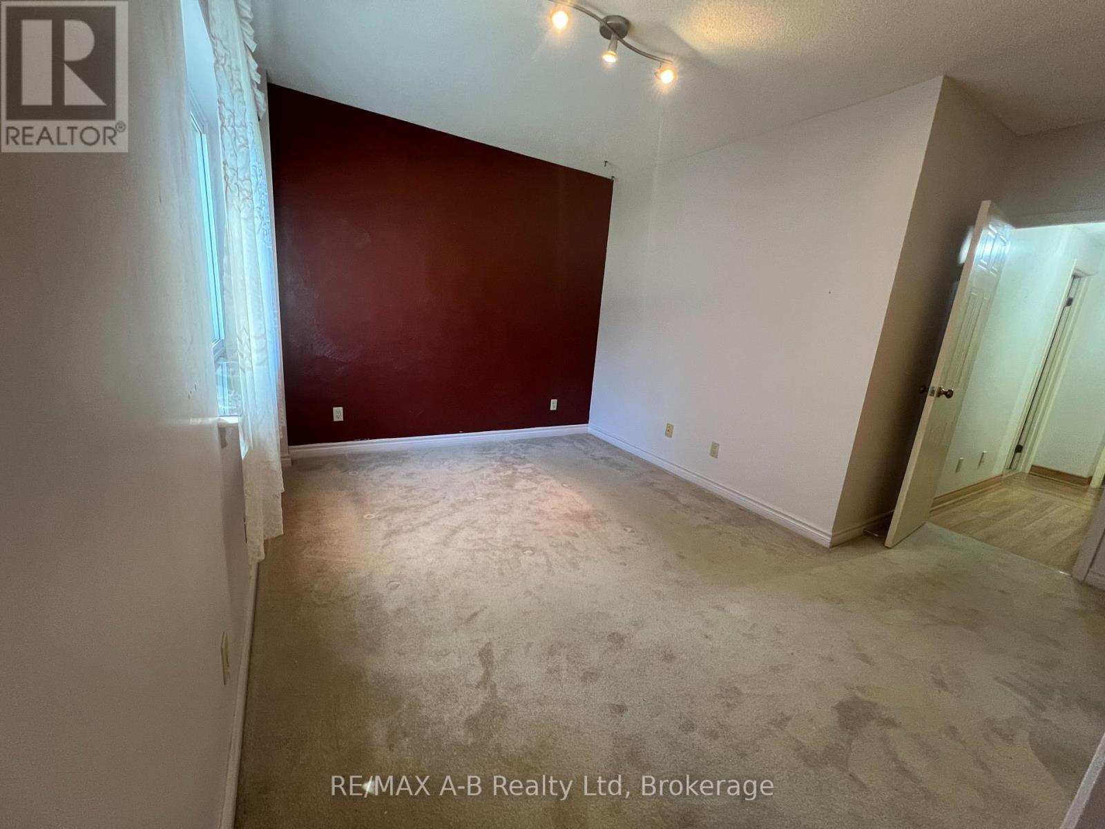 112 - 199 Hope Street E, East Zorra-Tavistock, Ontario  N0B 2R0 - Photo 23 - X12154485