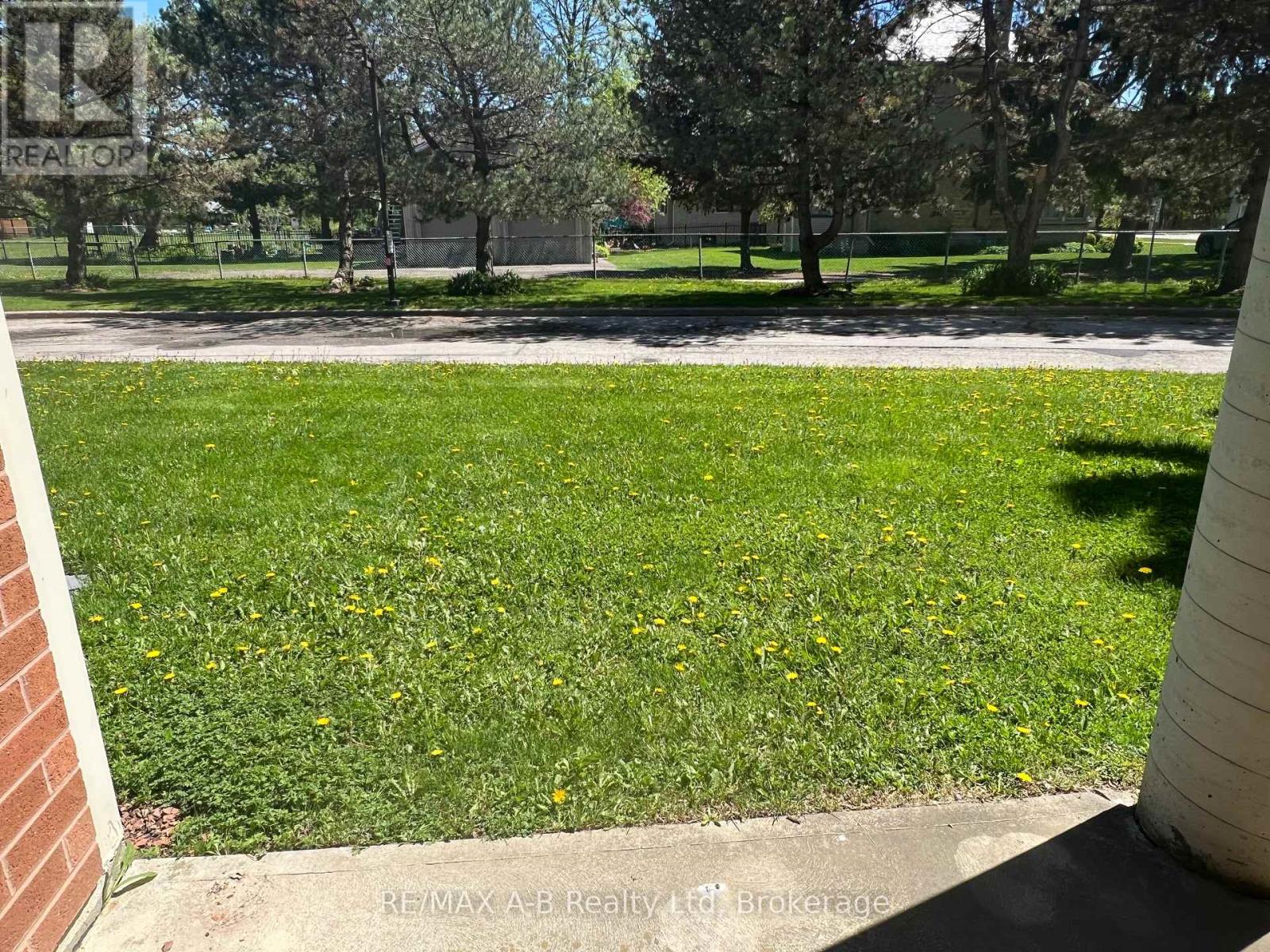 112 - 199 Hope Street E, East Zorra-Tavistock, Ontario  N0B 2R0 - Photo 33 - X12154485