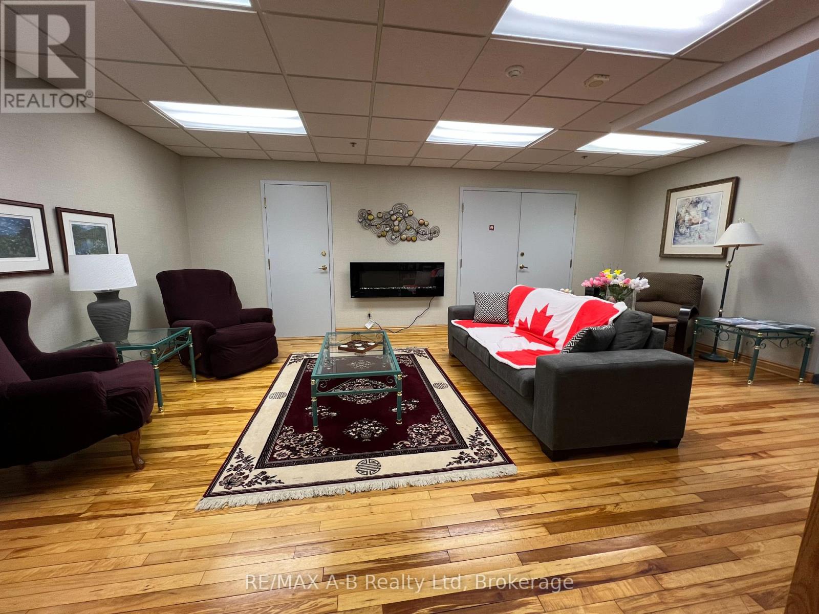 112 - 199 Hope Street E, East Zorra-Tavistock, Ontario  N0B 2R0 - Photo 40 - X12154485