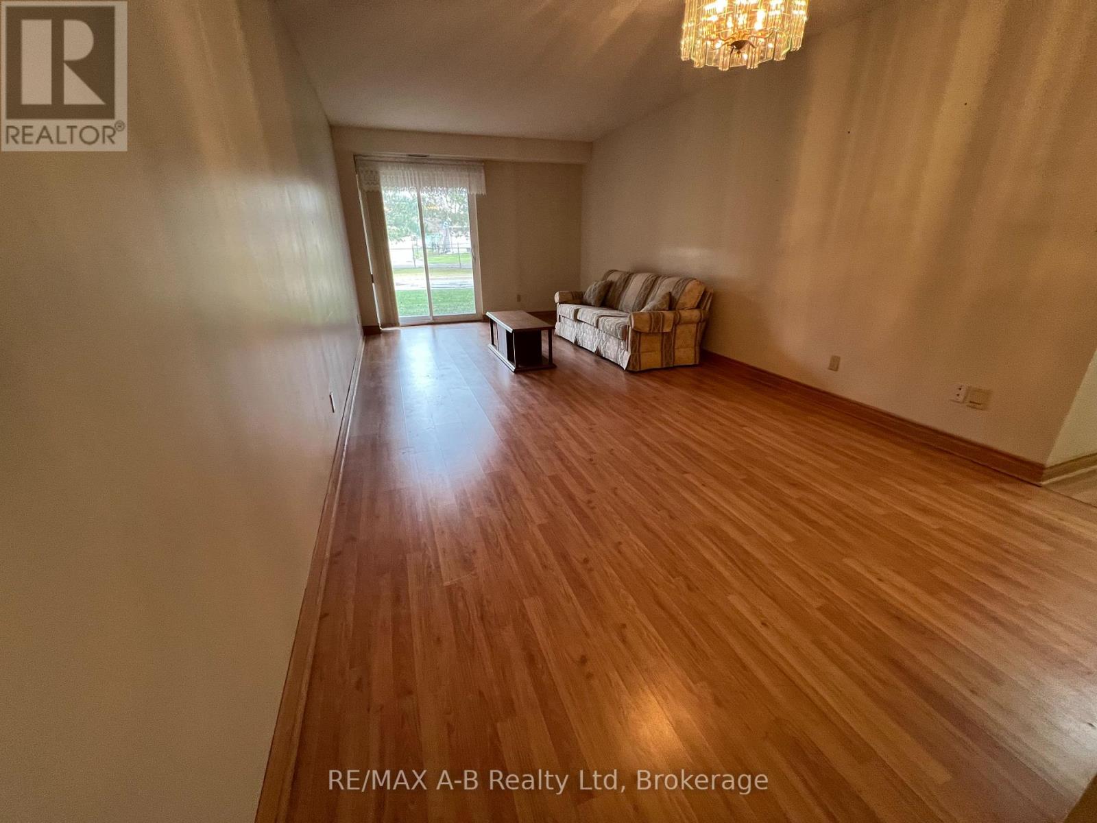 112 - 199 Hope Street E, East Zorra-Tavistock, Ontario  N0B 2R0 - Photo 7 - X12154485