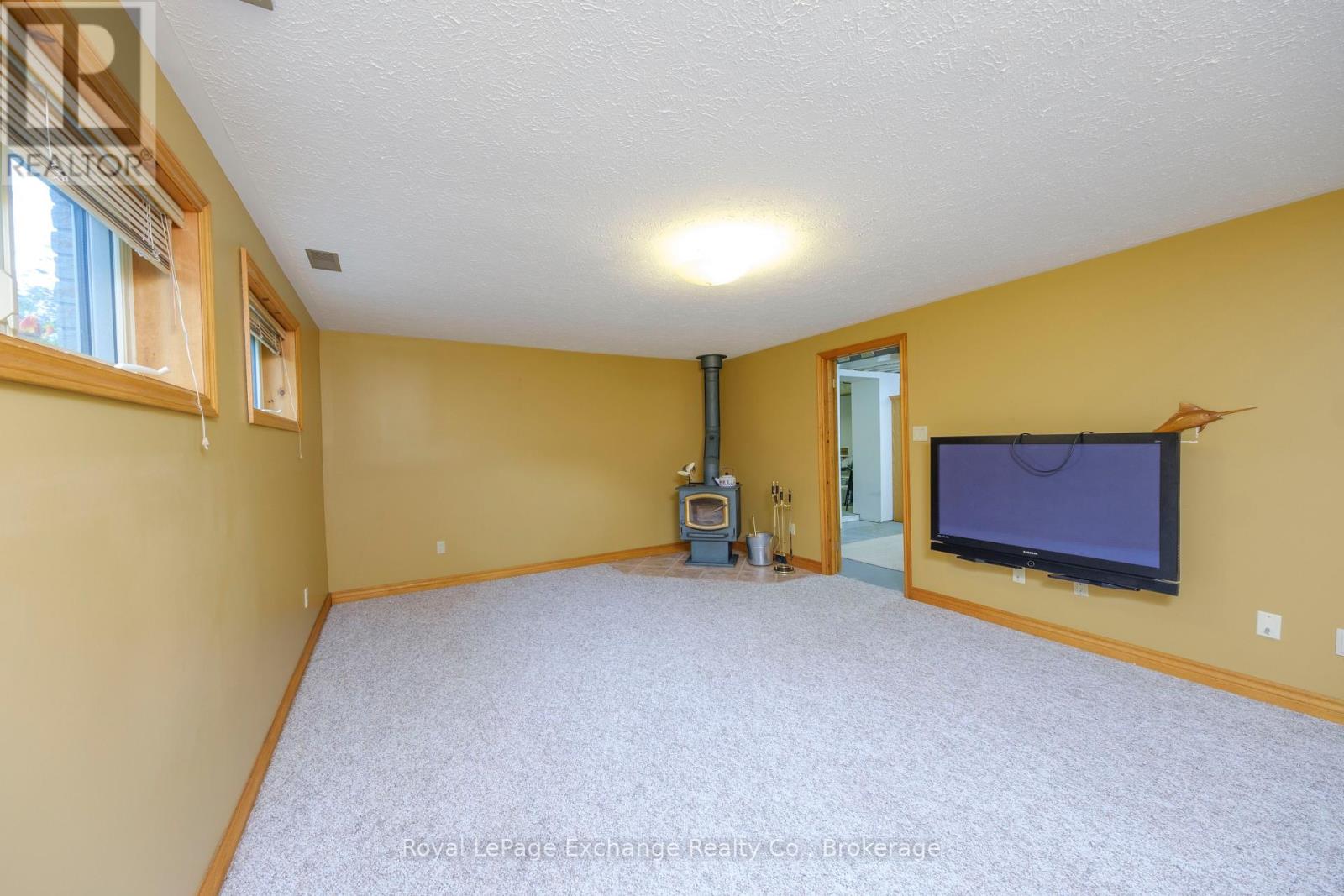 128 Waterloo Street, Huron-Kinloss, Ontario  N2Z 0C7 - Photo 16 - X12154625
