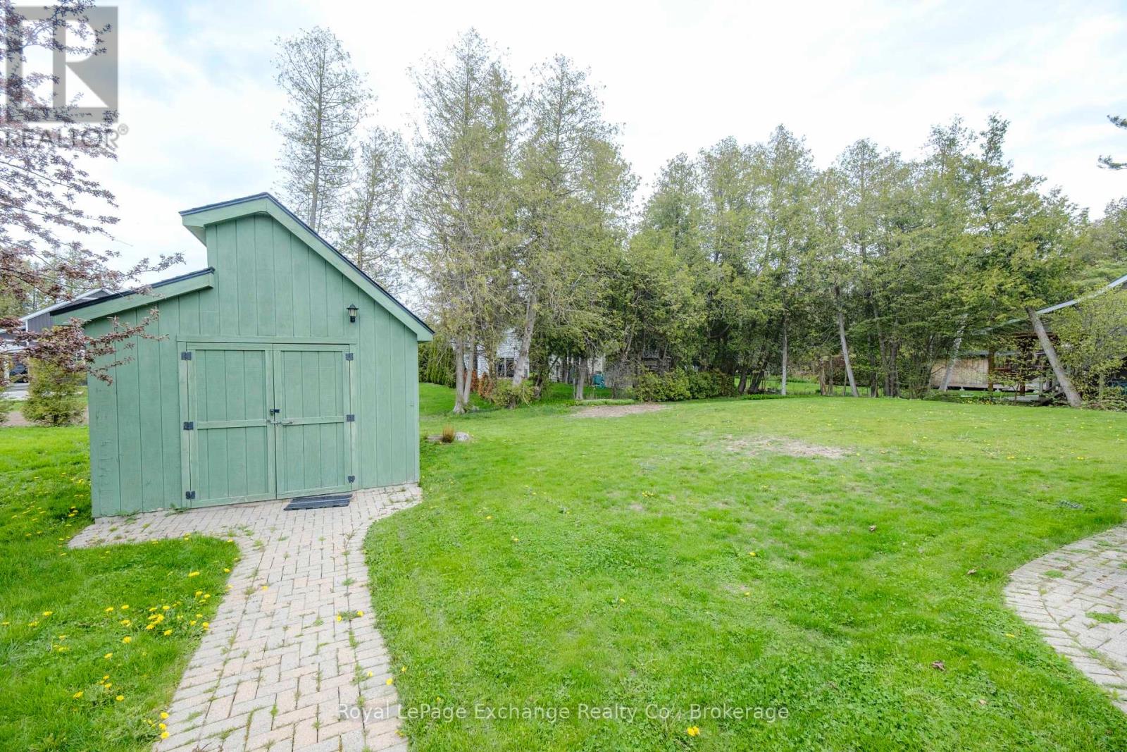 128 Waterloo Street, Huron-Kinloss, Ontario  N2Z 0C7 - Photo 21 - X12154625