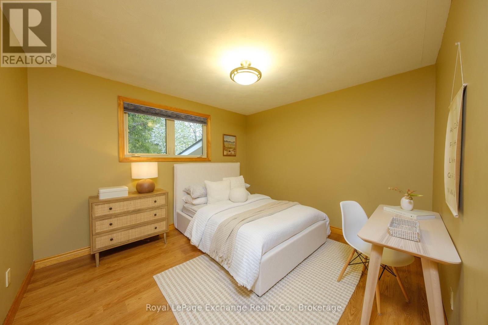 128 Waterloo Street, Huron-Kinloss, Ontario  N2Z 0C7 - Photo 9 - X12154625