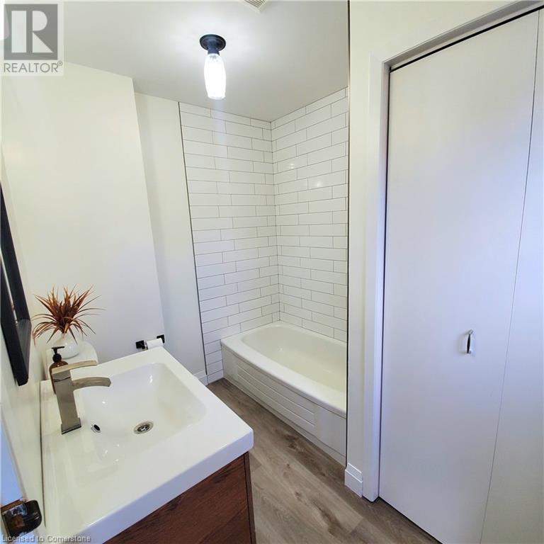 65 Betzner Avenue N Unit# 1, Kitchener, Ontario  N2H 3B8 - Photo 13 - 40729456