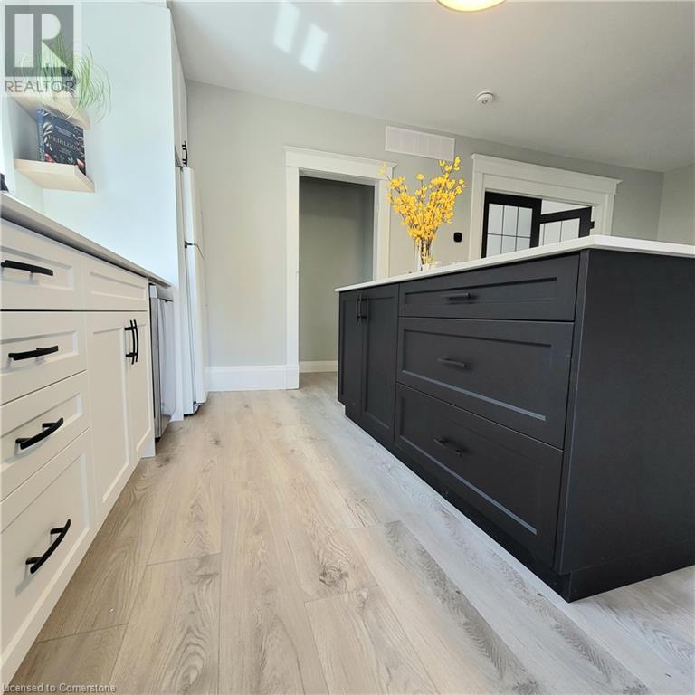 65 Betzner Avenue N Unit# 1, Kitchener, Ontario  N2H 3B8 - Photo 3 - 40729456