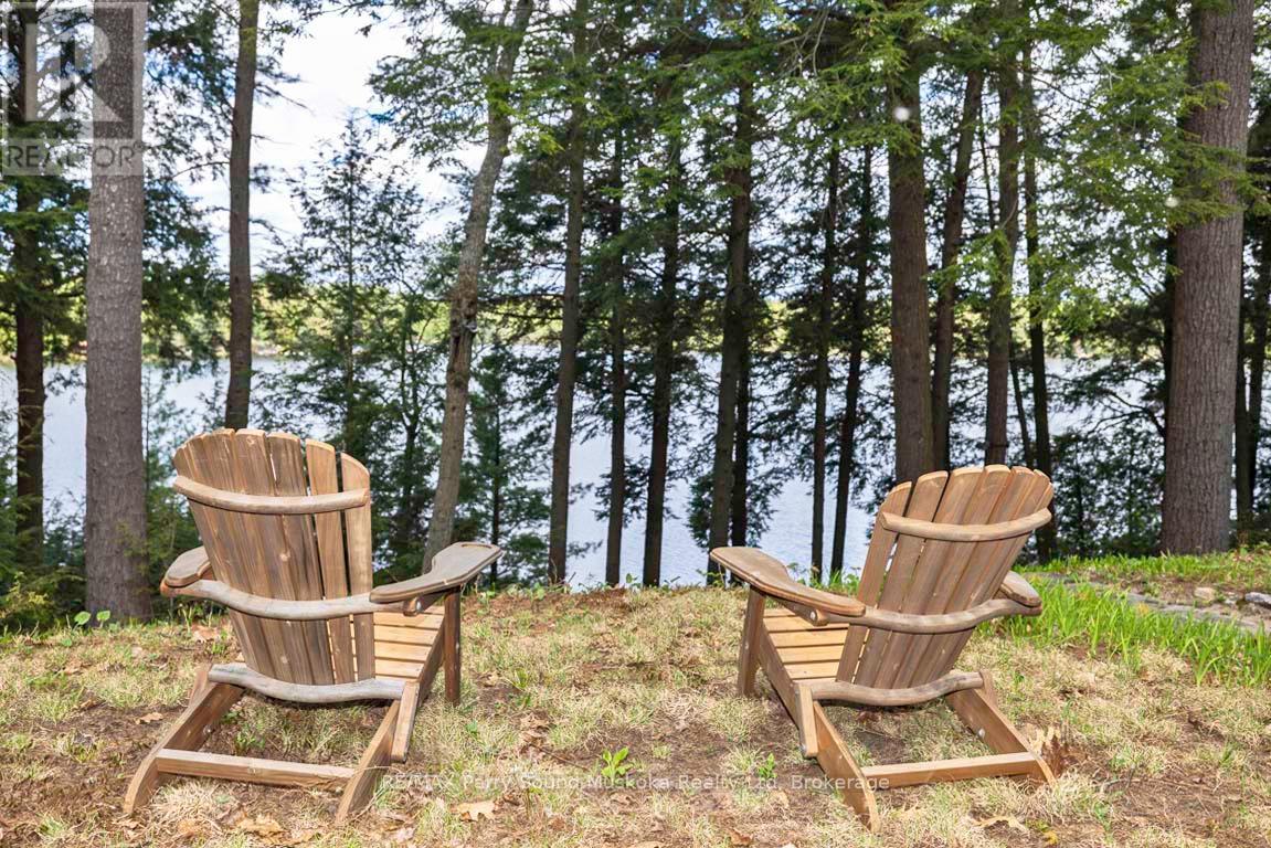 33 Houston Lane, Seguin, Ontario  P2A 0B2 - Photo 6 - X12154694