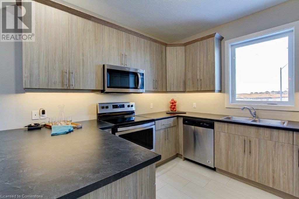 2100 Evans Boulevard, London, Ontario  N6M 0J6 - Photo 7 - 40727322