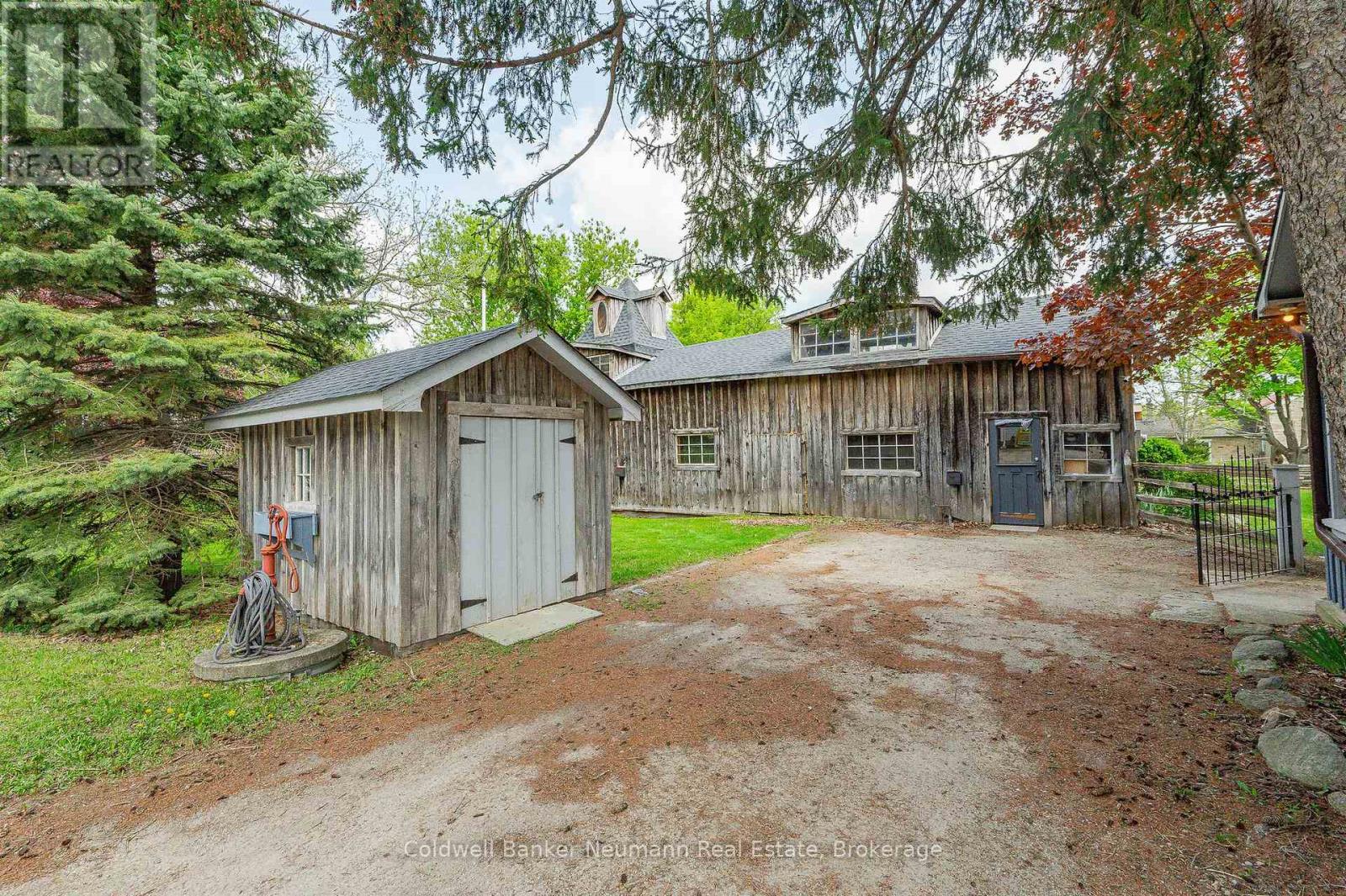 52 Brock Road S, Puslinch, Ontario  N0B 2J0 - Photo 5 - X12154745