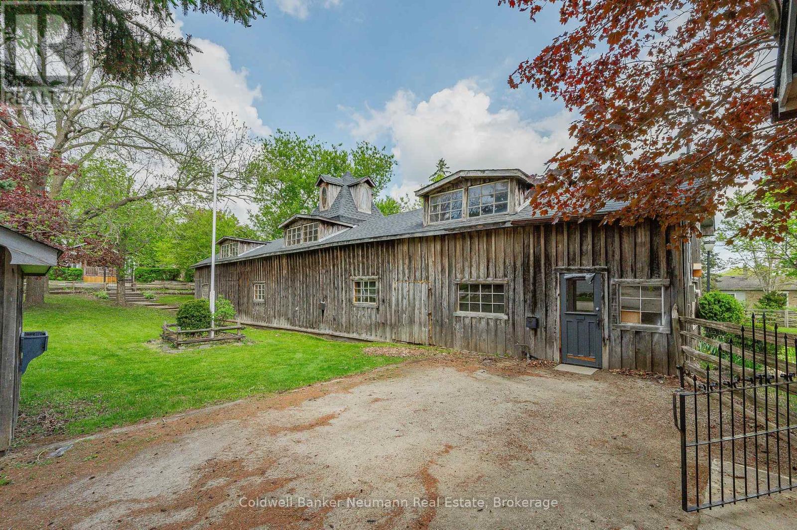52 Brock Road S, Puslinch, Ontario  N0B 2J0 - Photo 6 - X12154745