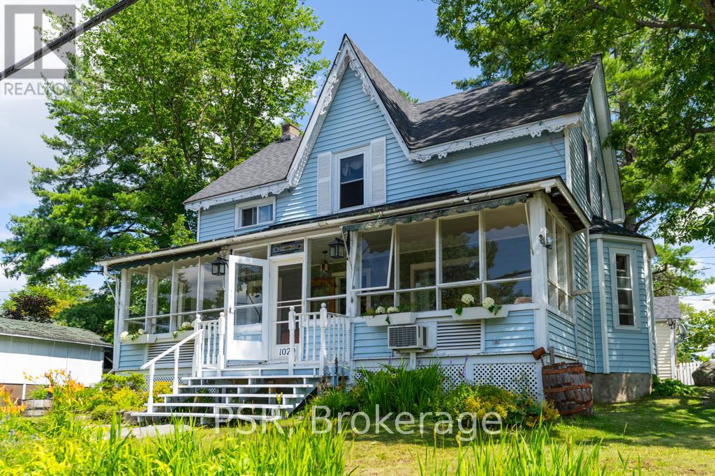1020 Bala Falls Road, Muskoka Lakes, Ontario  P0C 1A0 - Photo 10 - X12154767