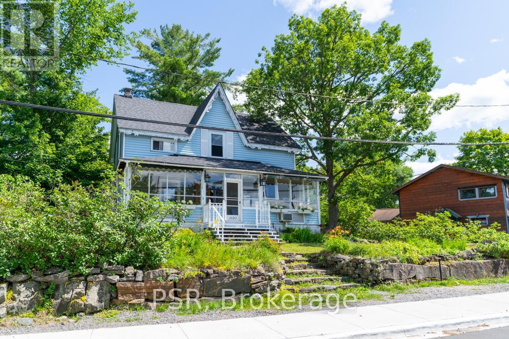1020 Bala Falls Road, Muskoka Lakes, Ontario  P0C 1A0 - Photo 9 - X12154767