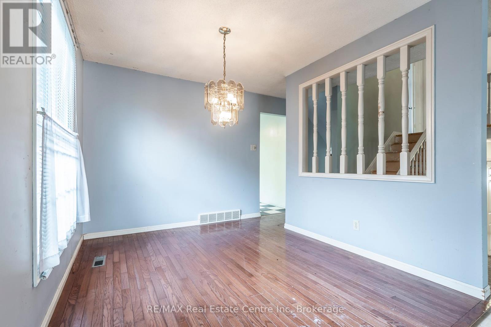 476 Westheights Drive, Kitchener, Ontario  N2N 1M5 - Photo 16 - X12154768