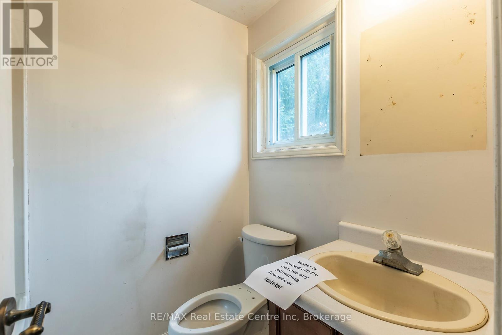 476 Westheights Drive, Kitchener, Ontario  N2N 1M5 - Photo 28 - X12154768