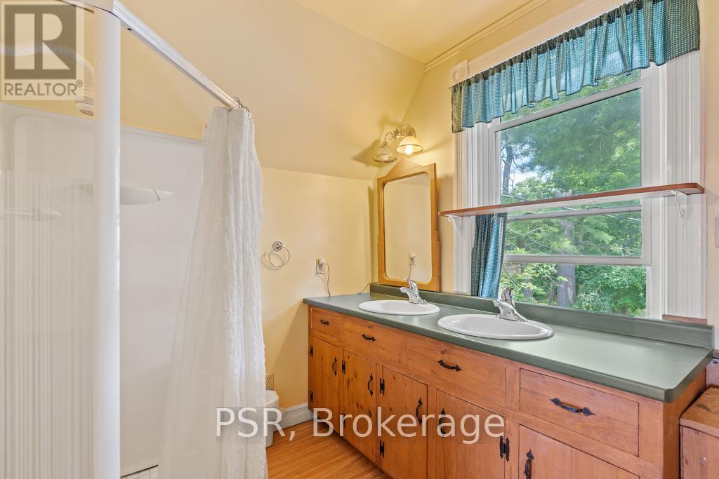 1020 Bala Falls Road, Muskoka Lakes, Ontario  P0C 1A0 - Photo 28 - X12154774
