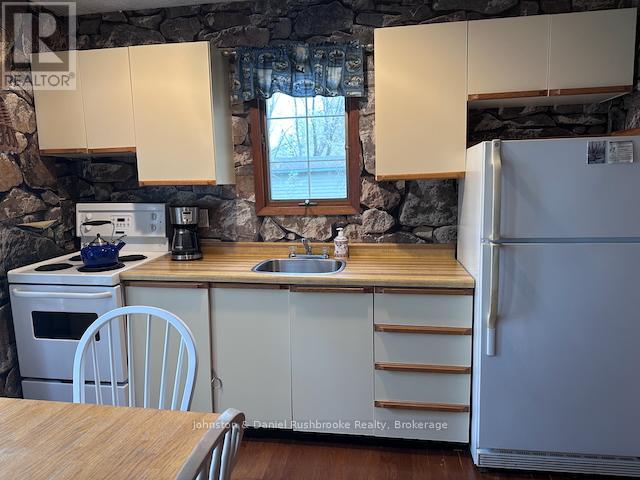 1039 Wonder Beach Road, Muskoka Lakes, Ontario  P0B 1M0 - Photo 14 - X12154861