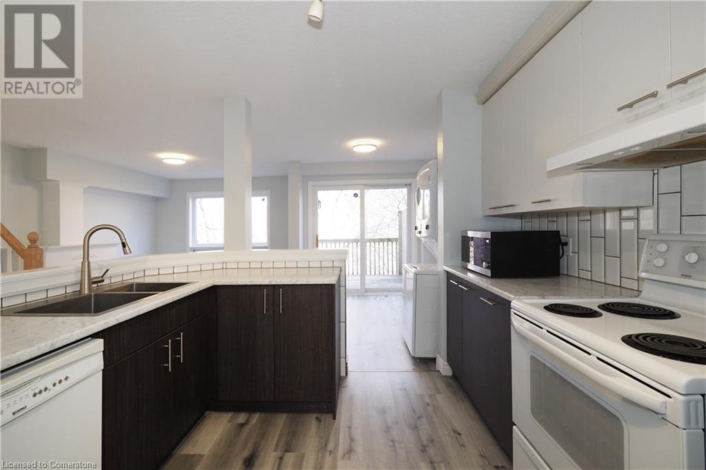 38 Brandy Crescent, Kitchener, Ontario  N2B 3W7 - Photo 8 - 40729703