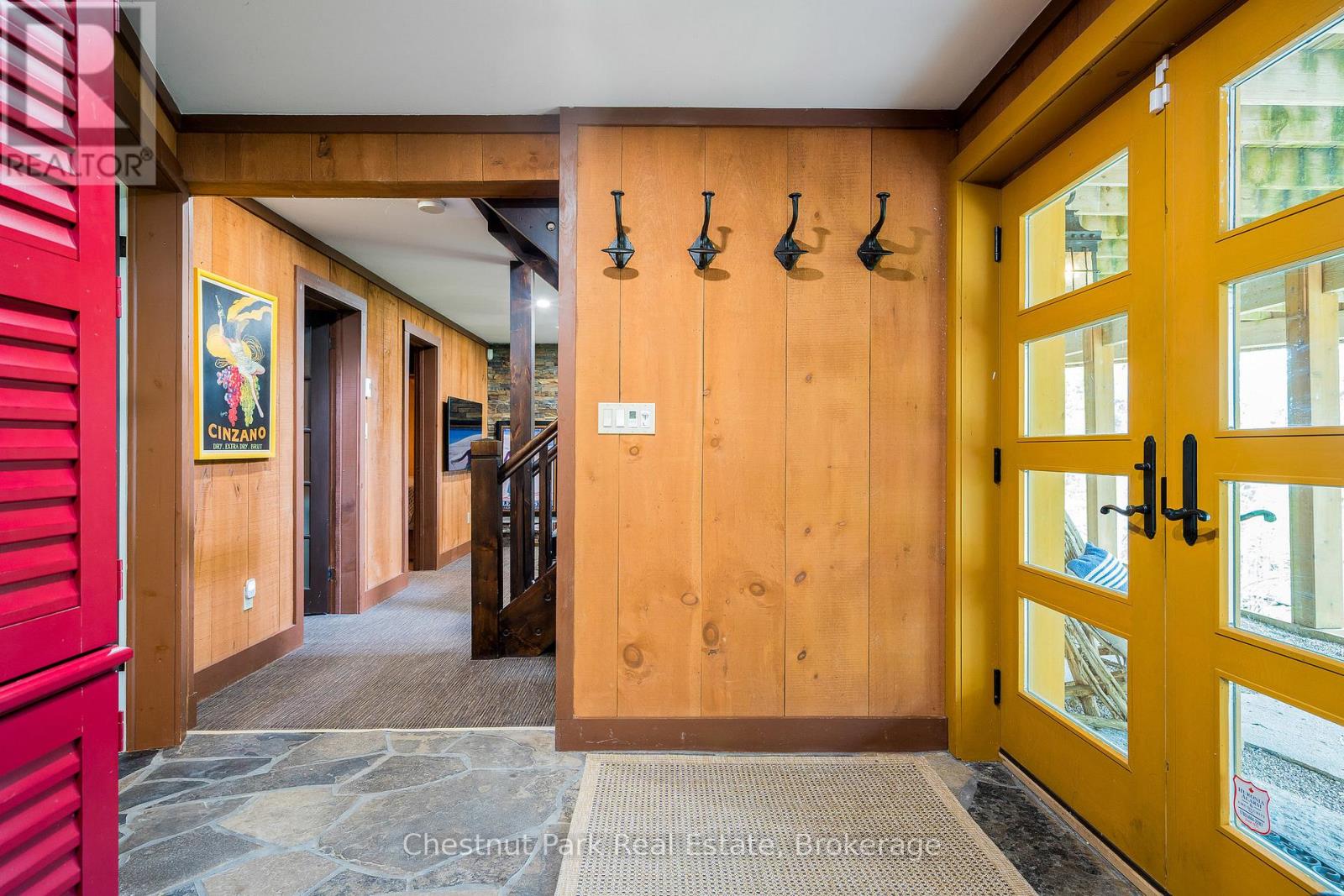 146 Chamonix Crescent, Blue Mountains, Ontario  L9Y 3Z2 - Photo 12 - X12154960