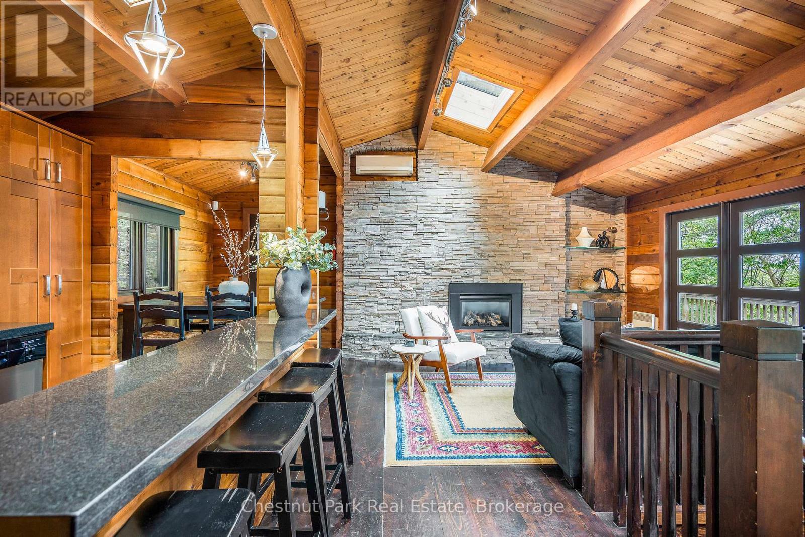 146 Chamonix Crescent, Blue Mountains, Ontario  L9Y 3Z2 - Photo 13 - X12154960