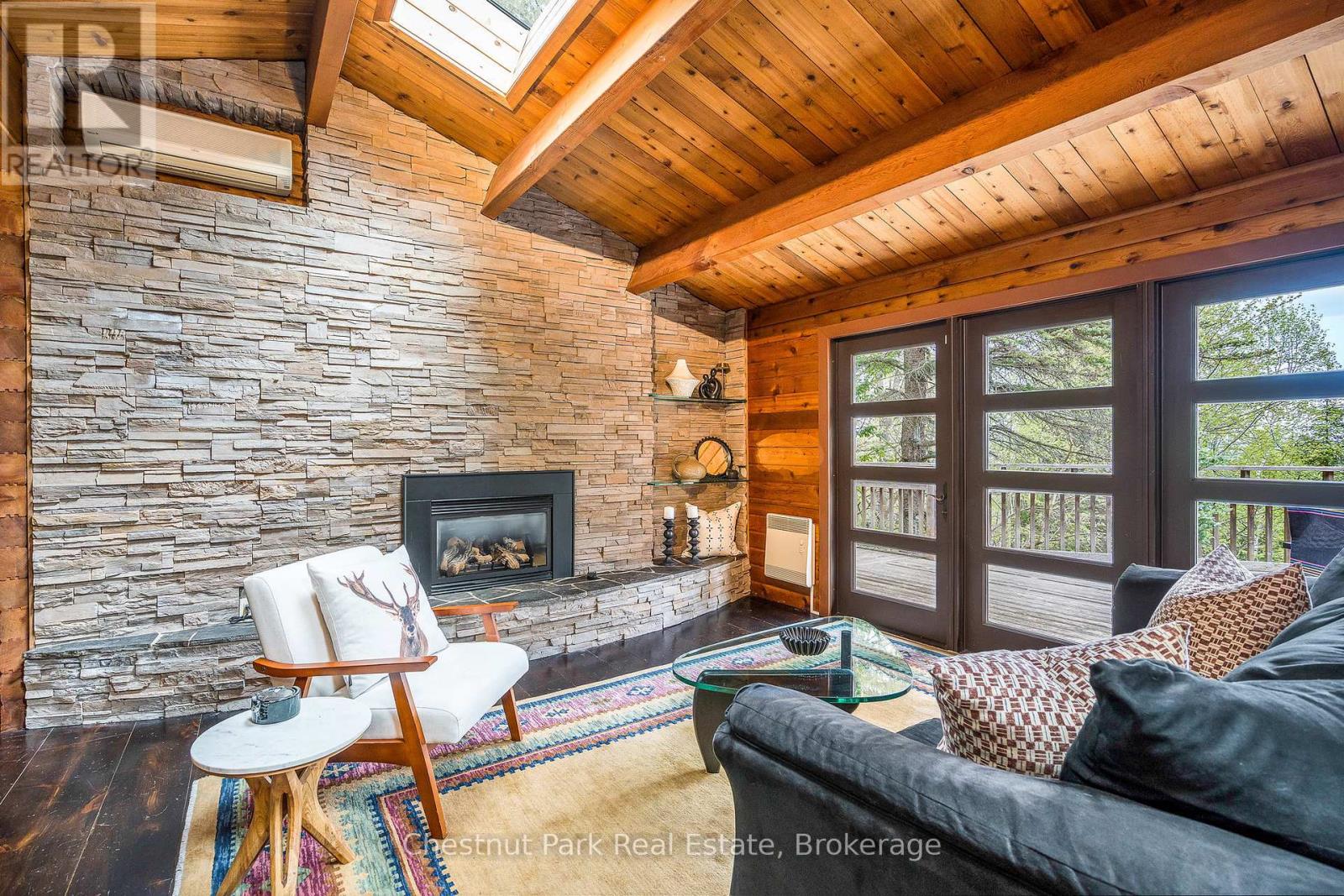 146 Chamonix Crescent, Blue Mountains, Ontario  L9Y 3Z2 - Photo 14 - X12154960