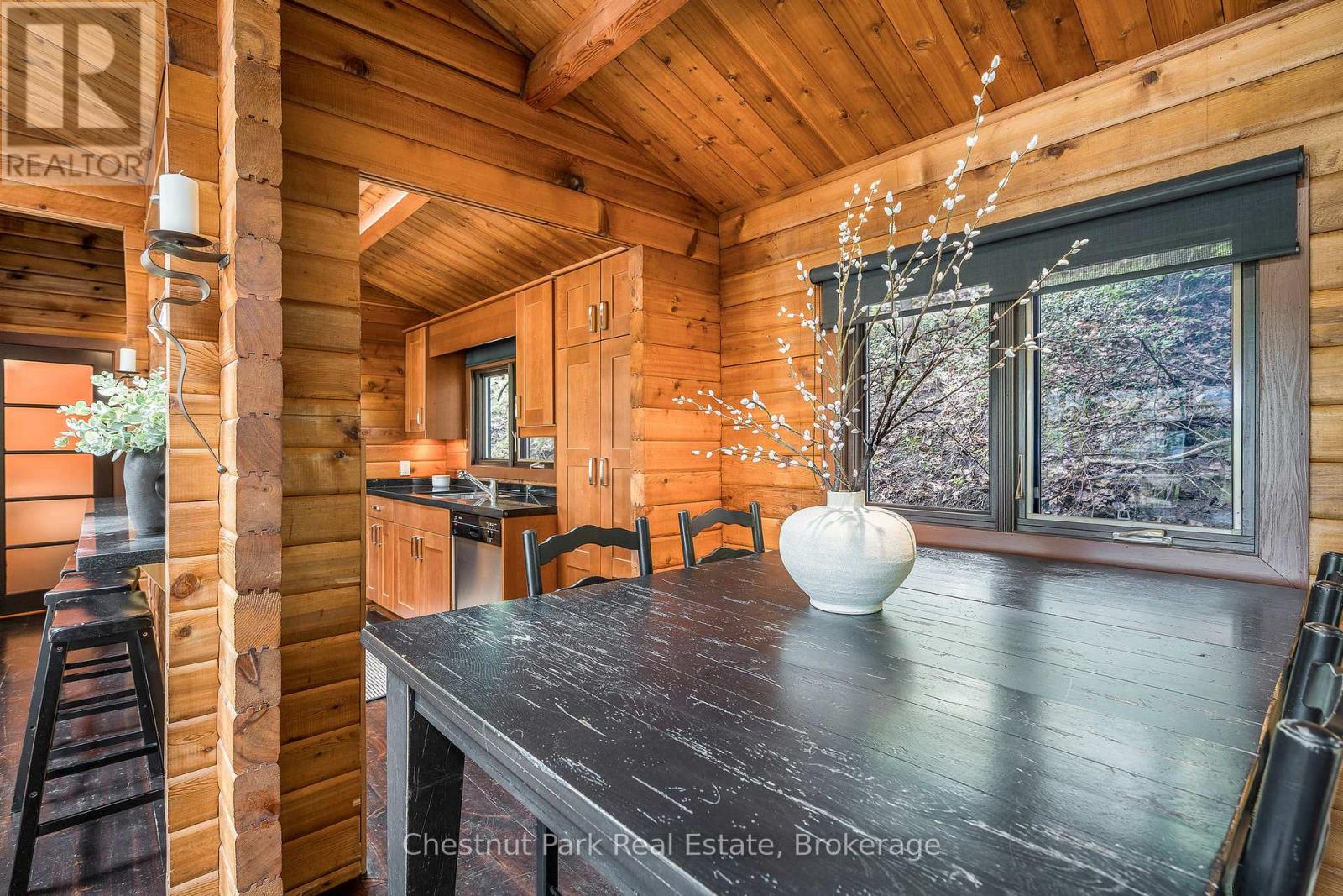 146 Chamonix Crescent, Blue Mountains, Ontario  L9Y 3Z2 - Photo 18 - X12154960