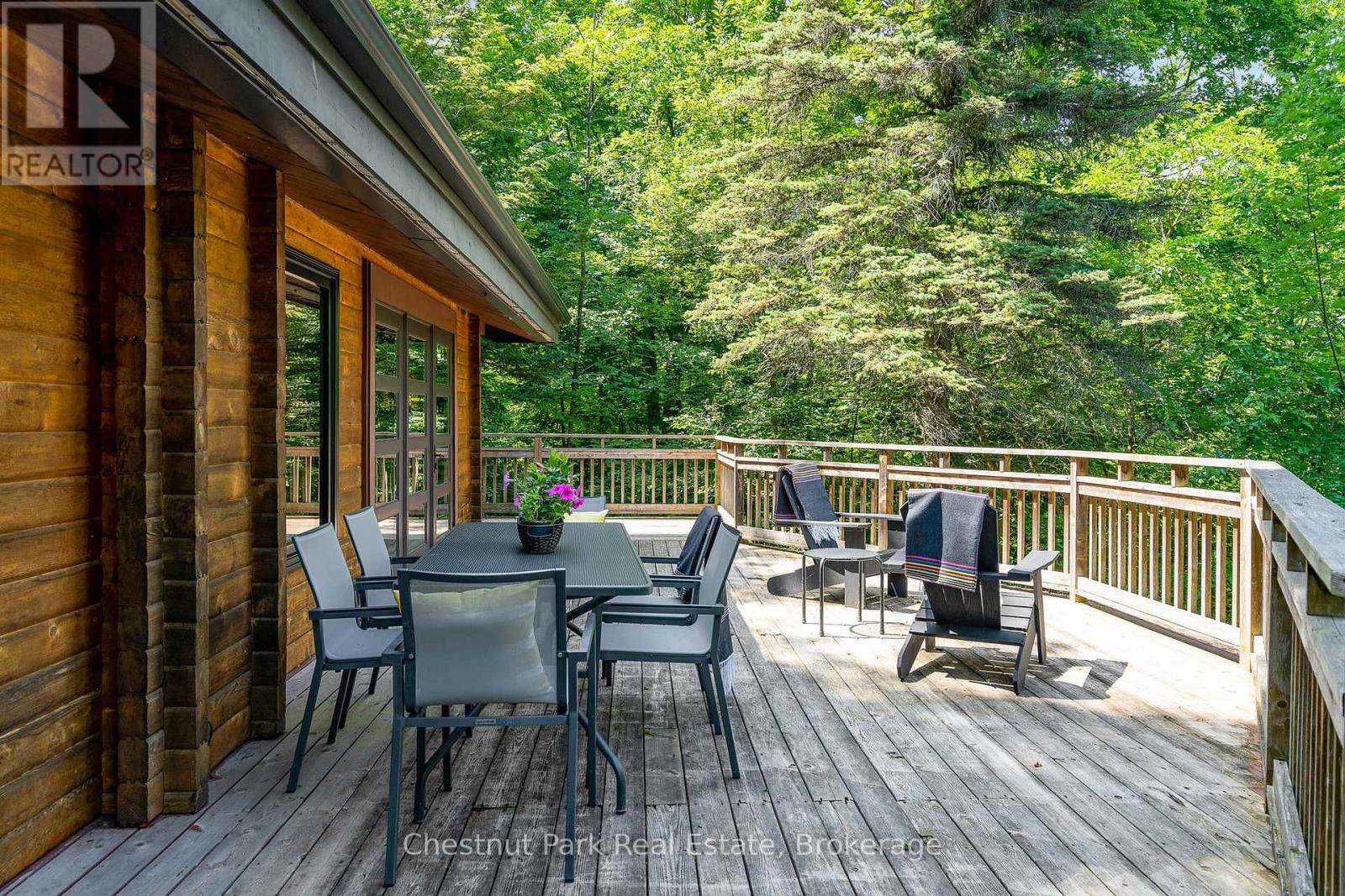 146 Chamonix Crescent, Blue Mountains, Ontario  L9Y 3Z2 - Photo 9 - X12154960