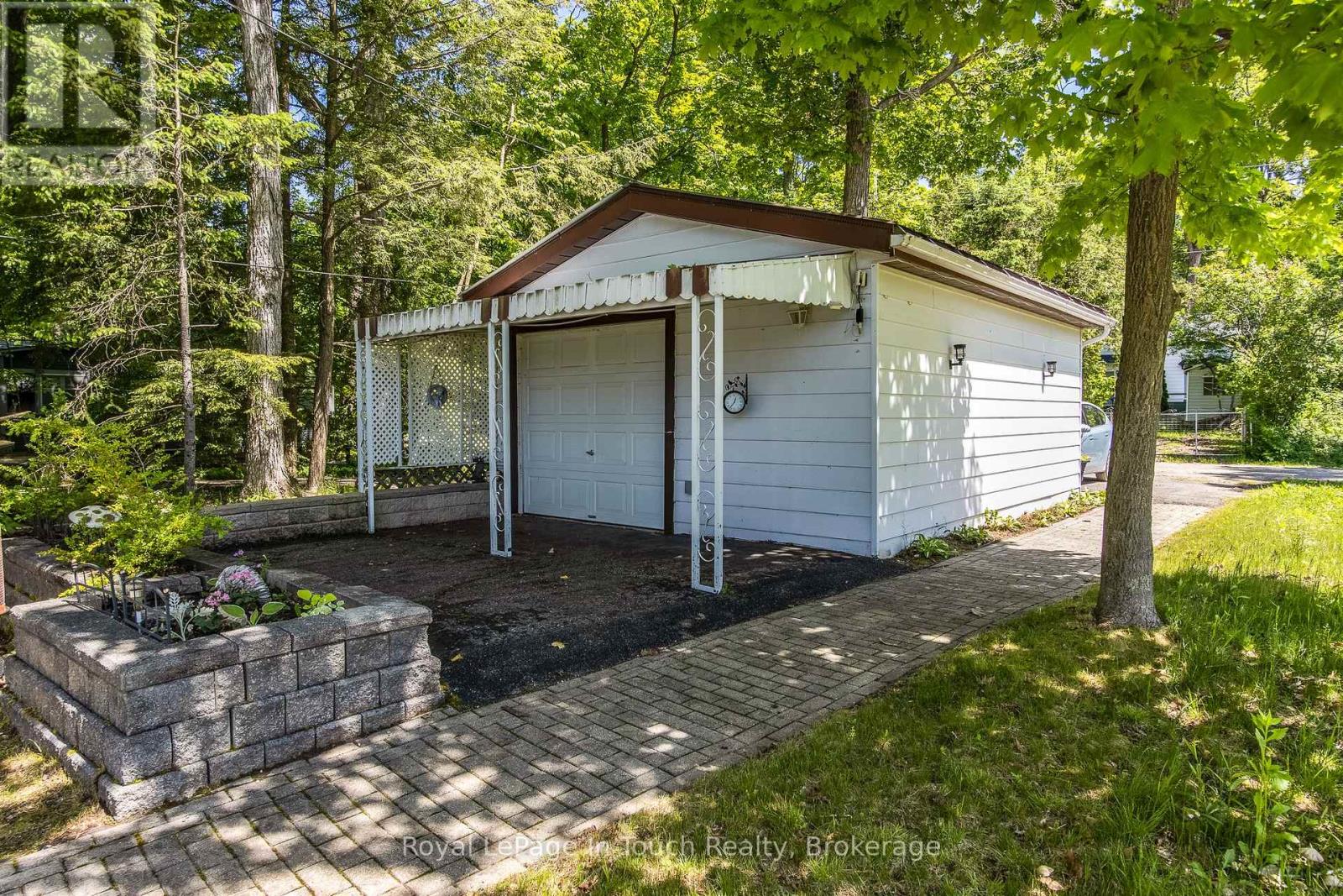 24 Belgrove, Tiny, Ontario  L0L 2J0 - Photo 14 - S12155096
