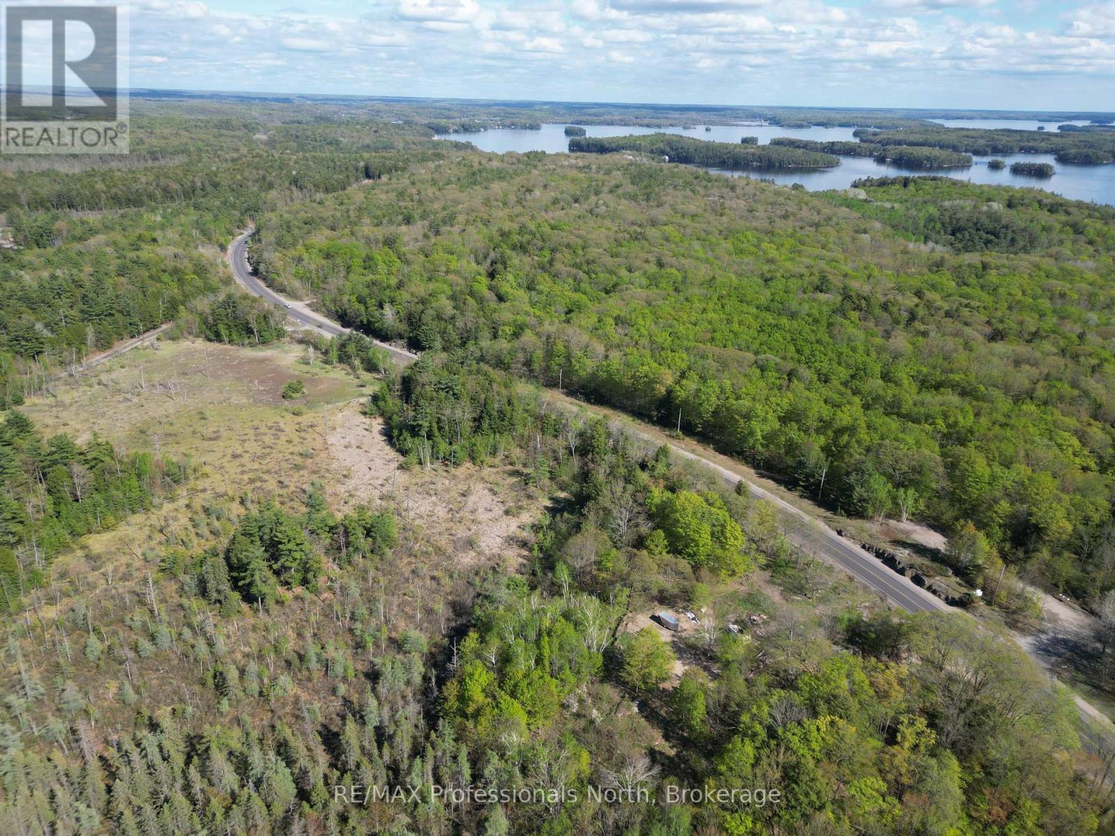 2070 Muskoka 118 Road W, Muskoka Lakes, Ontario  P1L 1W8 - Photo 18 - X12155076