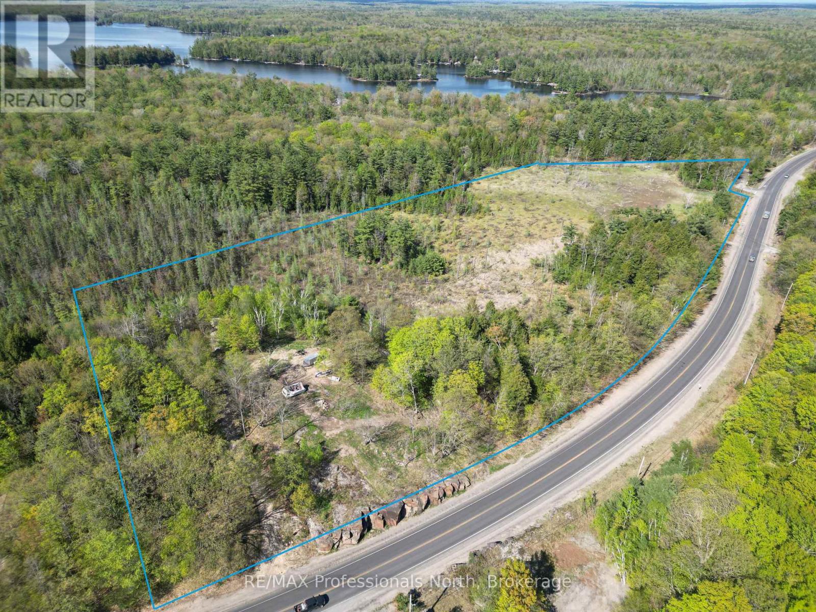 2070 Muskoka 118 Road W, Muskoka Lakes, Ontario  P1L 1W8 - Photo 2 - X12155076