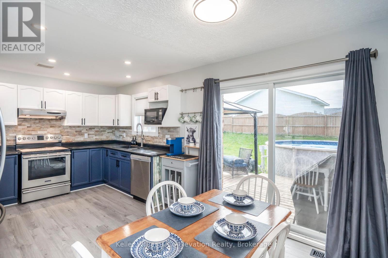 56 Byrnes Crescent, Penetanguishene, Ontario  L9M 1V9 - Photo 10 - S12155225
