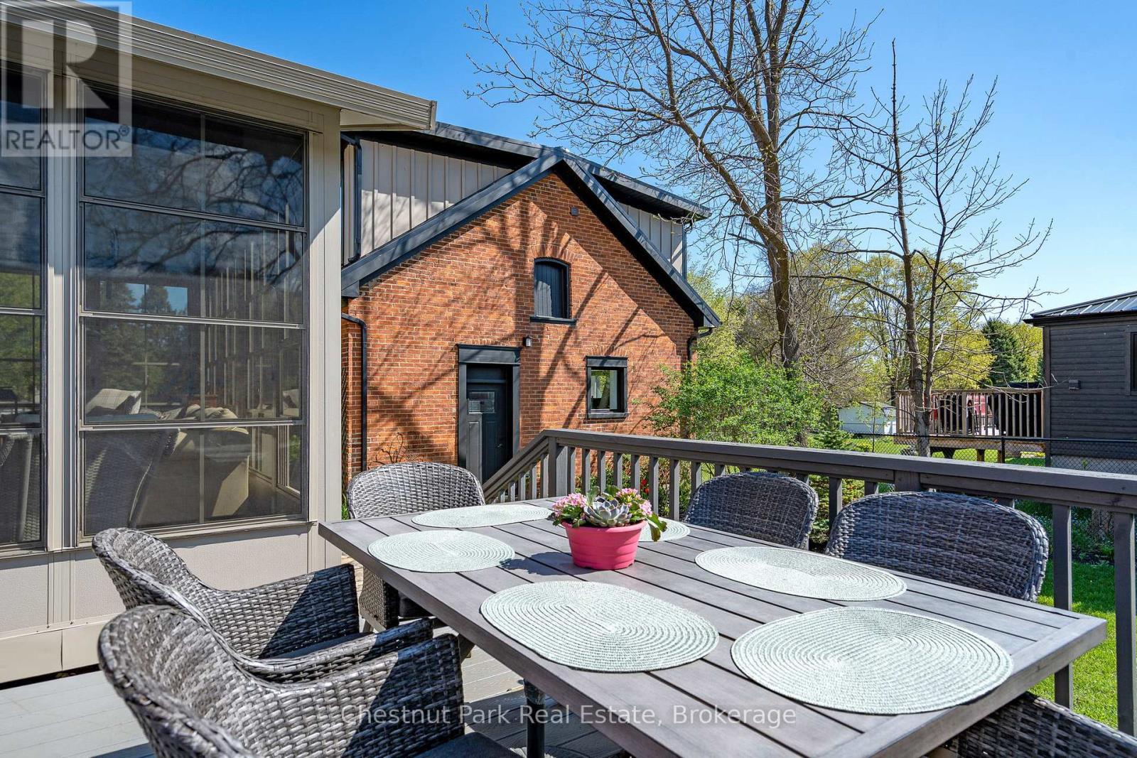 247 St Vincent Street, Meaford, Ontario  N4L 1C1 - Photo 8 - X12155300
