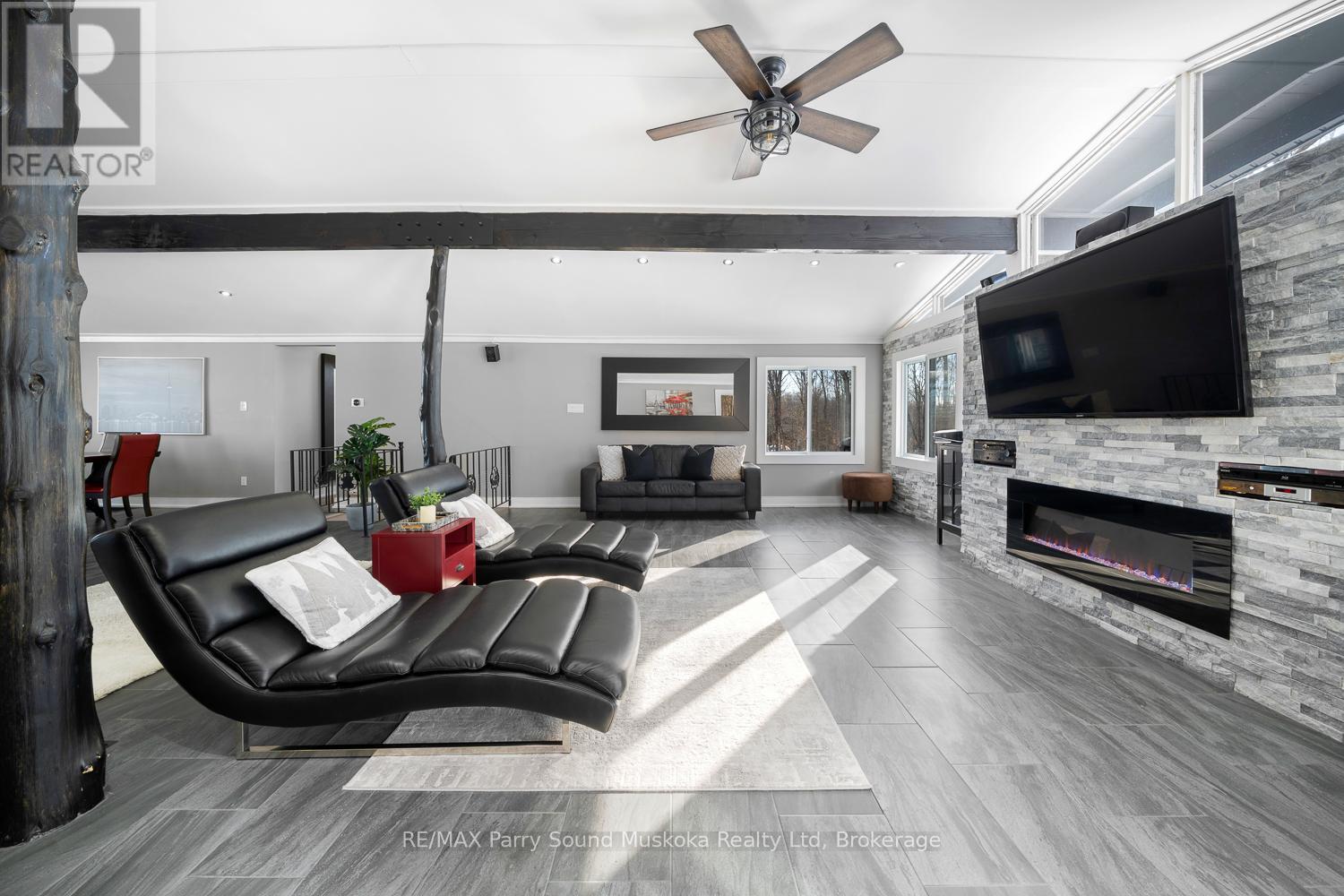 143a Highway 612, Seguin, Ontario  P0C 1H0 - Photo 10 - X12155373