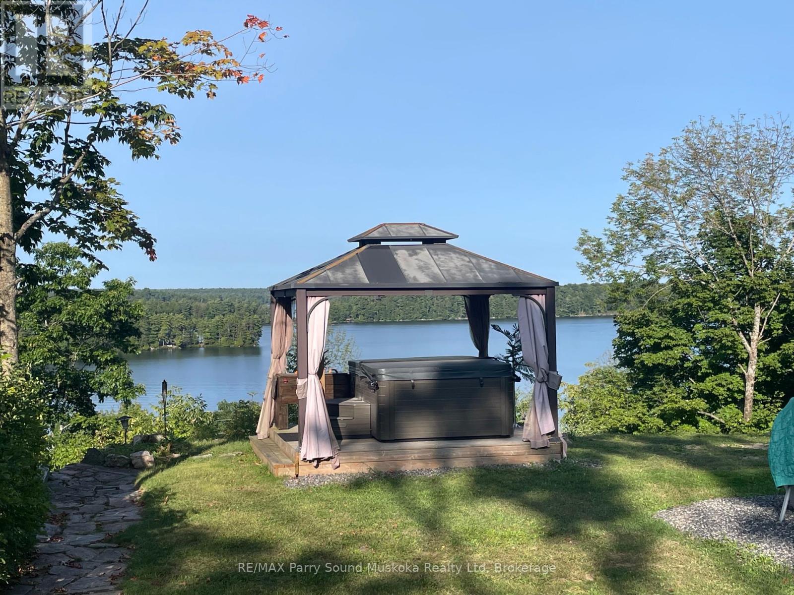 143a Highway 612, Seguin, Ontario  P0C 1H0 - Photo 4 - X12155373