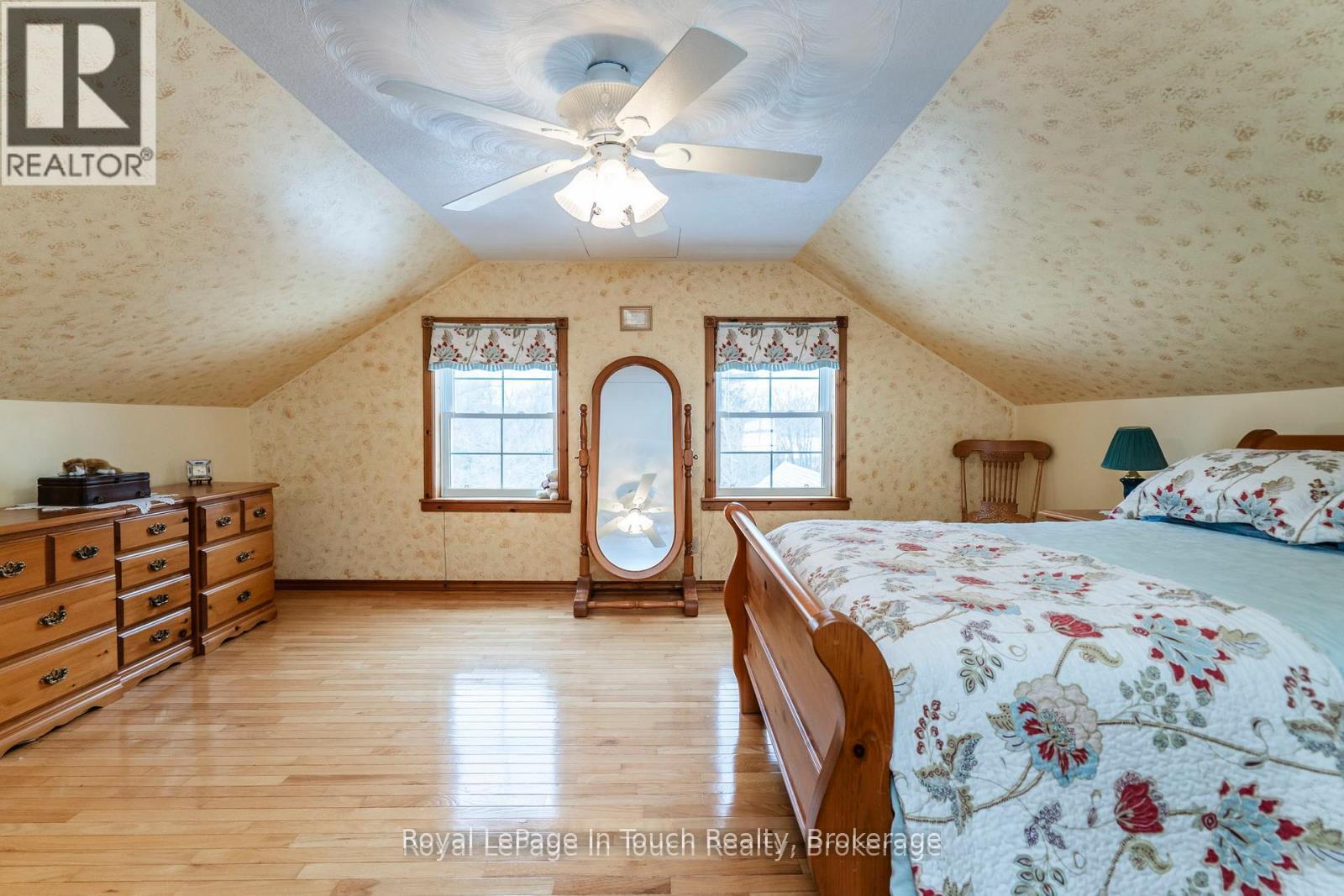306 Church Street, Penetanguishene, Ontario  L9M 1G5 - Photo 25 - S12155446