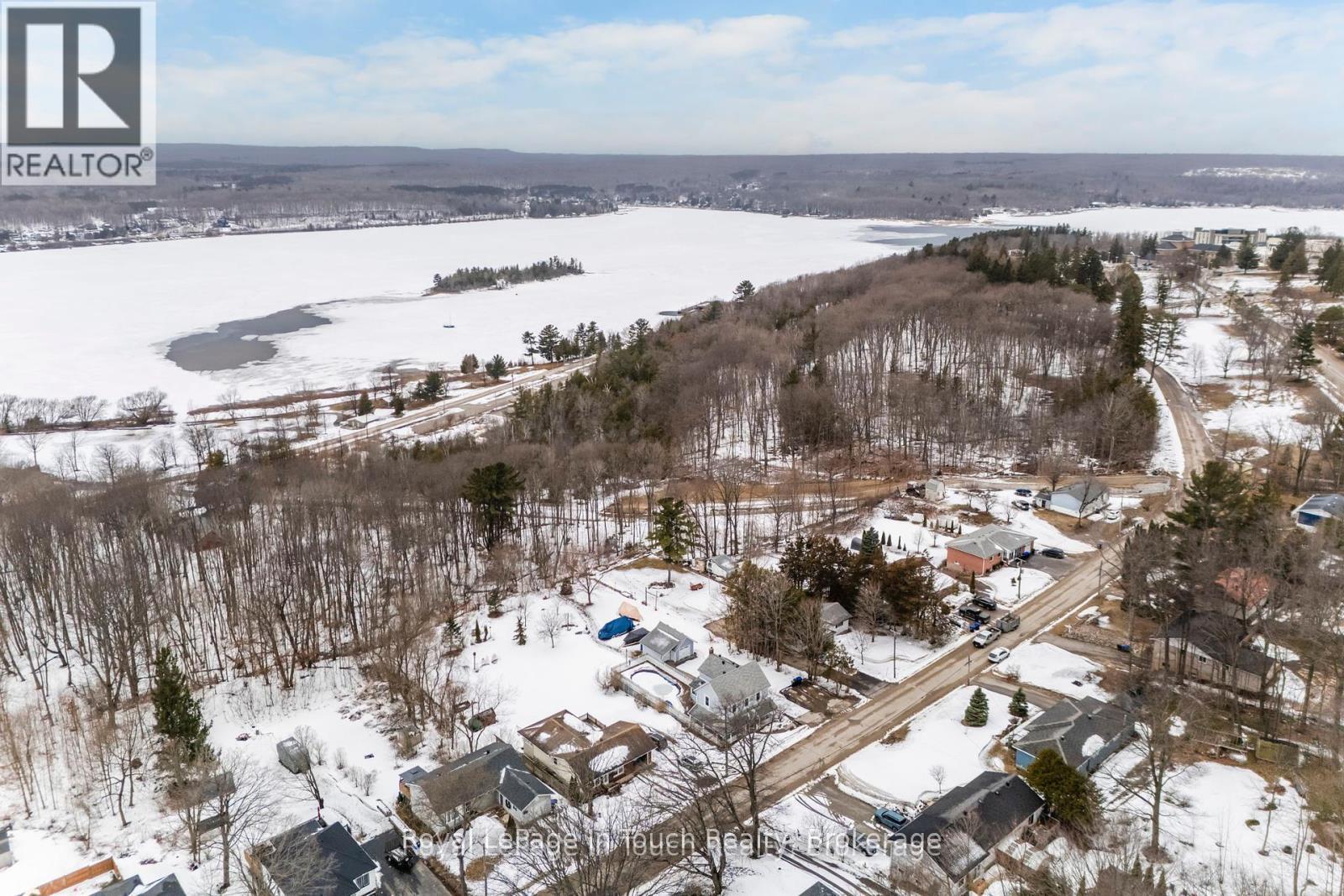 306 Church Street, Penetanguishene, Ontario  L9M 1G5 - Photo 46 - S12155446