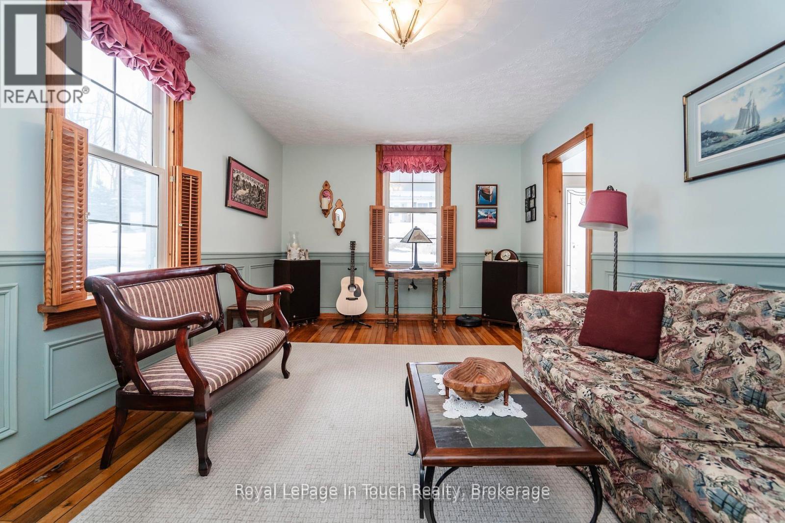 306 Church Street, Penetanguishene, Ontario  L9M 1G5 - Photo 9 - S12155446